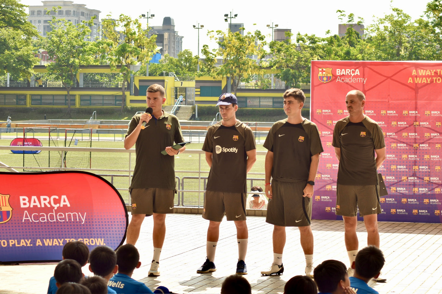 BARÇA Academy Camps Taipei 巴薩足球學校台北冬令營